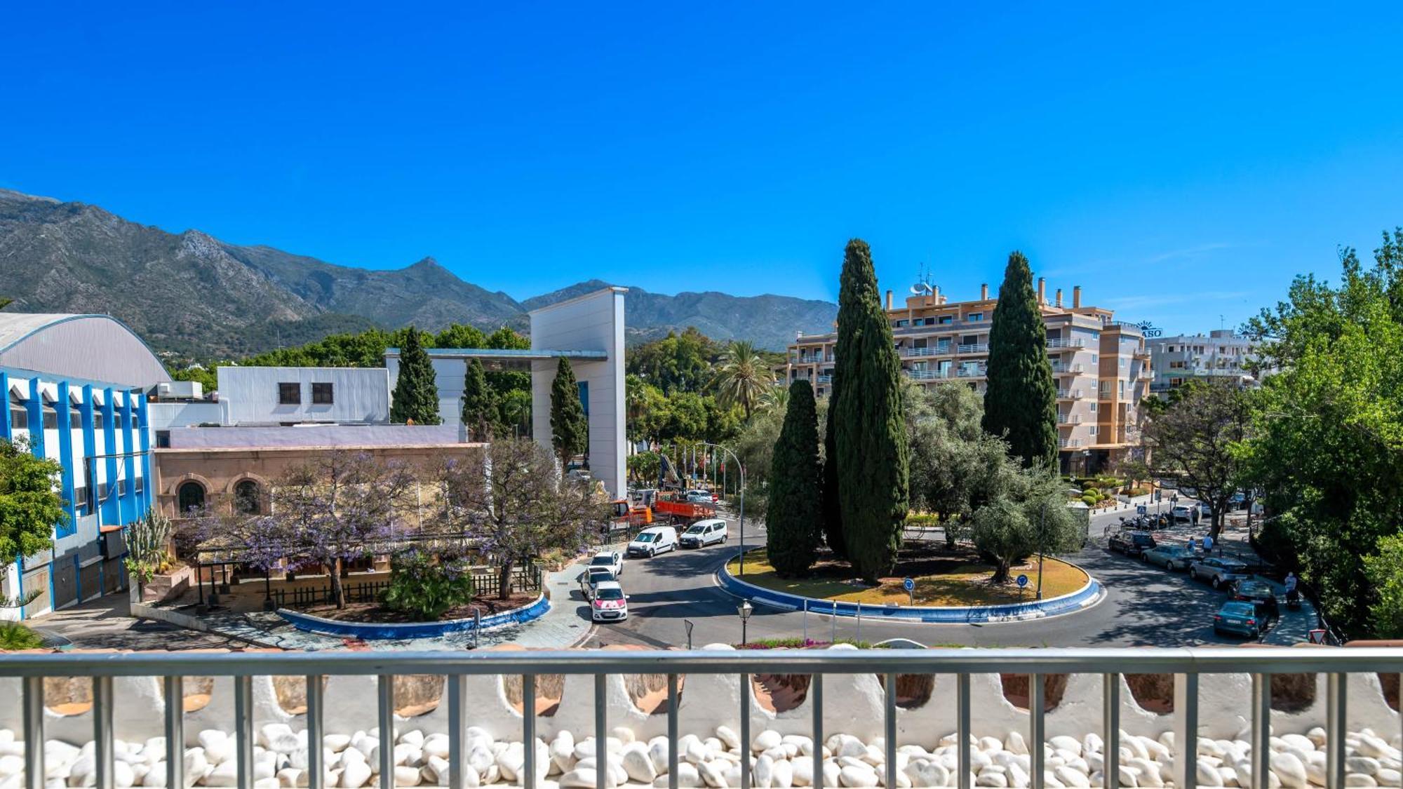 Penthouse Boutique Suite Marbella Exterior photo