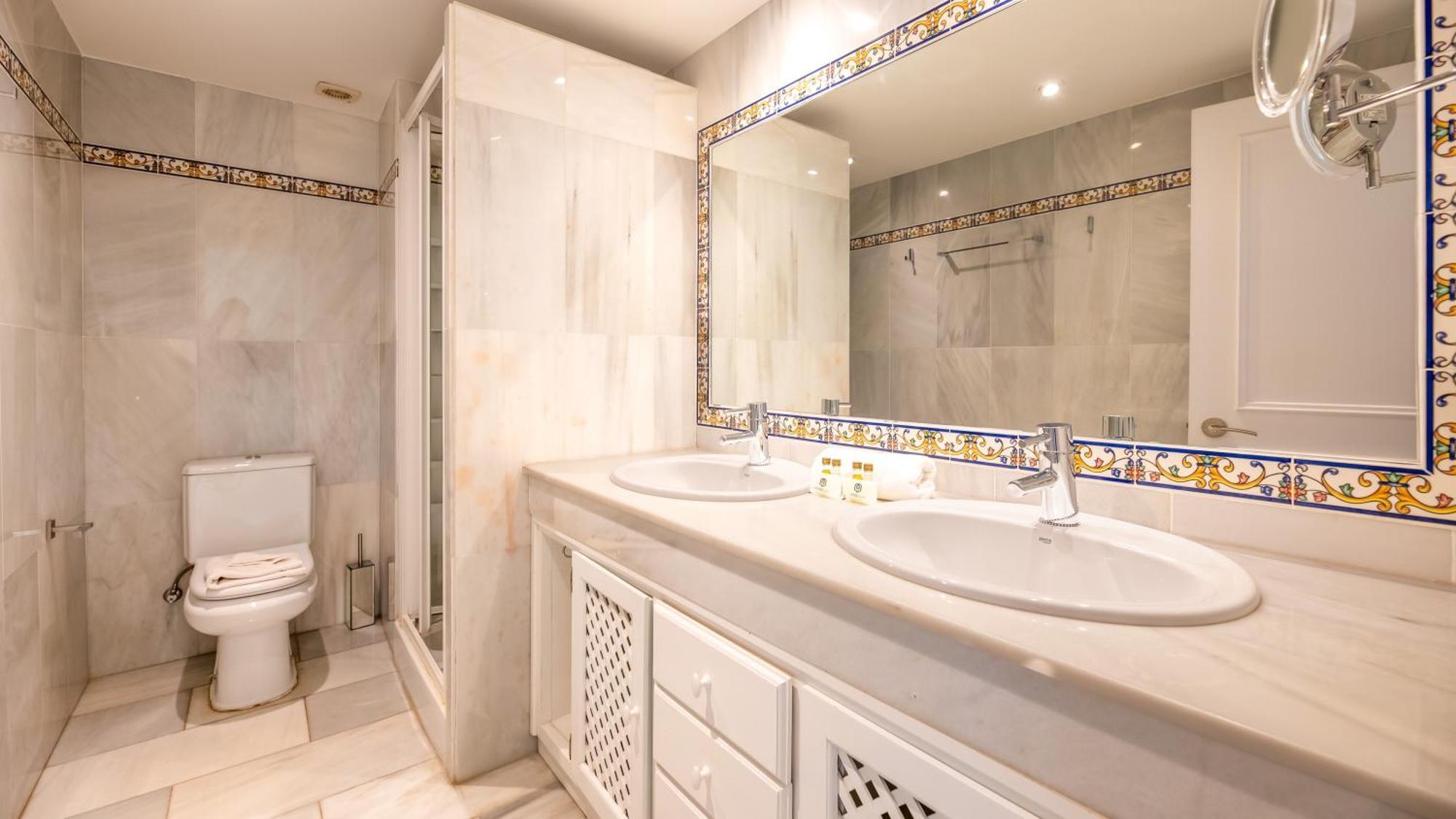 Penthouse Boutique Suite Marbella Exterior photo
