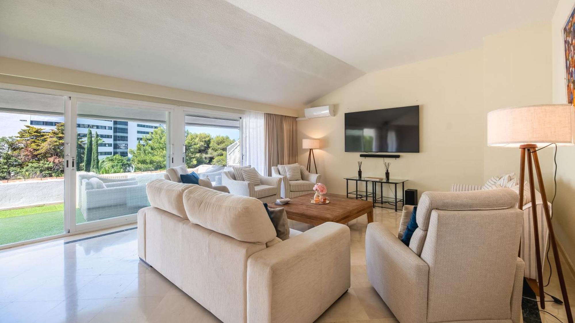 Penthouse Boutique Suite Marbella Exterior photo