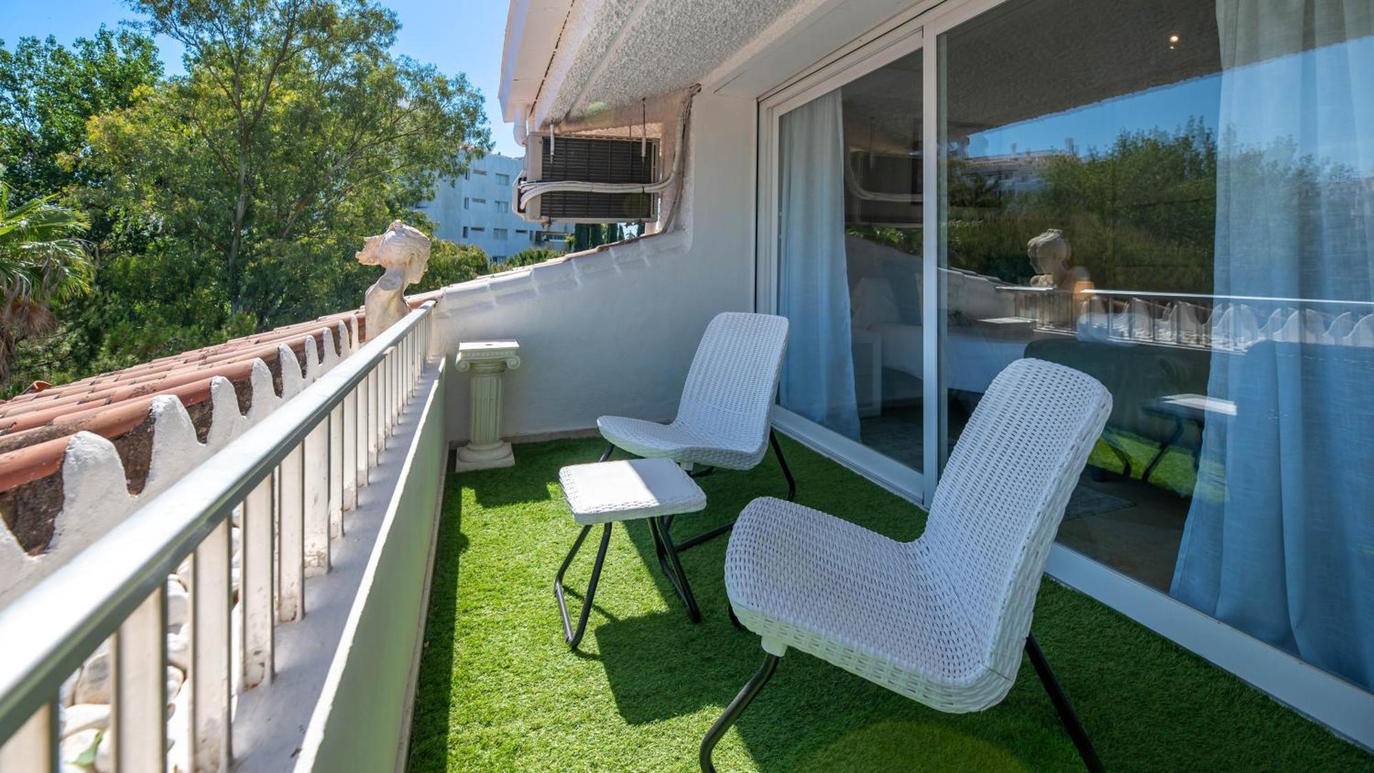 Penthouse Boutique Suite Marbella Exterior photo